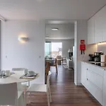 Urban Penthouse Apartment *